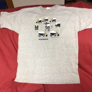 PEANUTS SNOOPY Zamboni tshirt